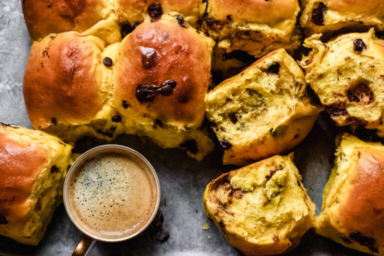 Easy Chocolate Brioche Buns (with Pumpkin)