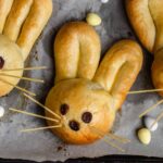 weiche Osterhasen aus Hefeteig